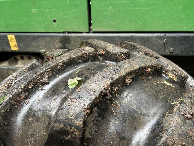 Forwarder John Deere 1110G: picture 7