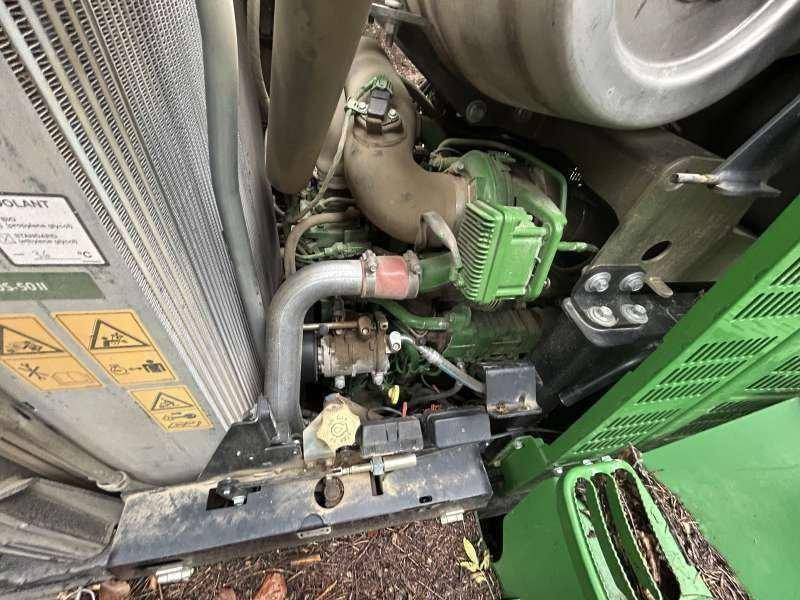Forwarder John Deere 1110G: picture 35