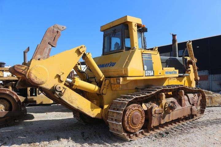 Komatsu D375A-1 - Bulldozer: picture 2 Komatsu D375A-1 - Bulldozer: picture 2
