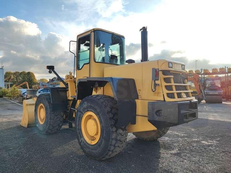 Komatsu WA270-3 - Wheel loader: picture 5 Komatsu WA270-3 - Wheel loader: picture 5
