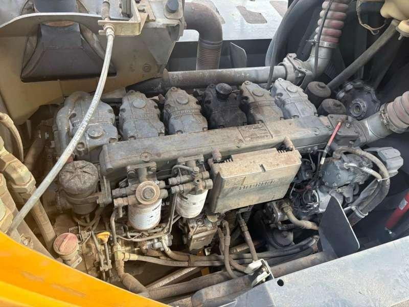 Wheel loader Liebherr L576: picture 14