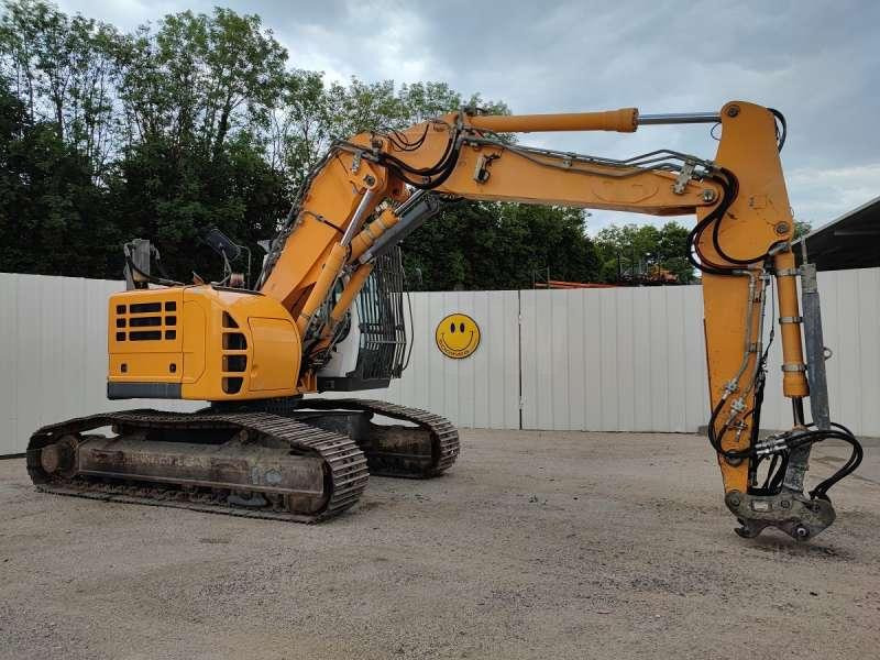 Liebherr R924 Compact Litronic - Crawler excavator: picture 1 Liebherr R924 Compact Litronic - Crawler excavator: picture 1