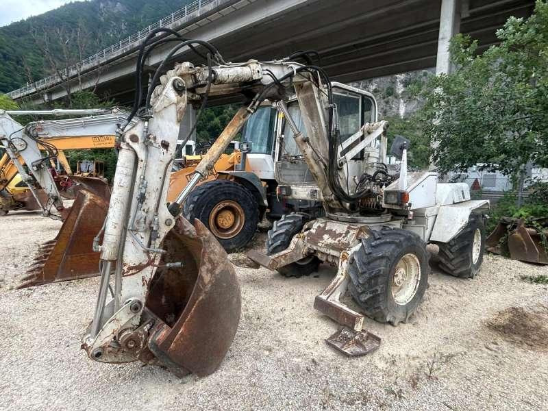 Mecalac 8CXI - Wheel excavator: picture 4 Mecalac 8CXI - Wheel excavator: picture 4