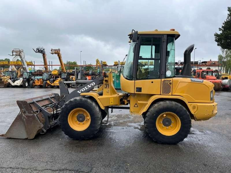Volvo L30G - Other machinery: picture 4 Volvo L30G - Other machinery: picture 4