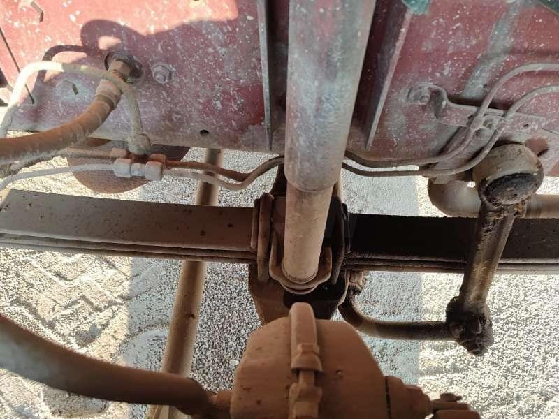 Asphalt distributor Renault G260: picture 30