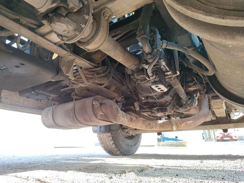 Asphalt distributor Renault G260: picture 35