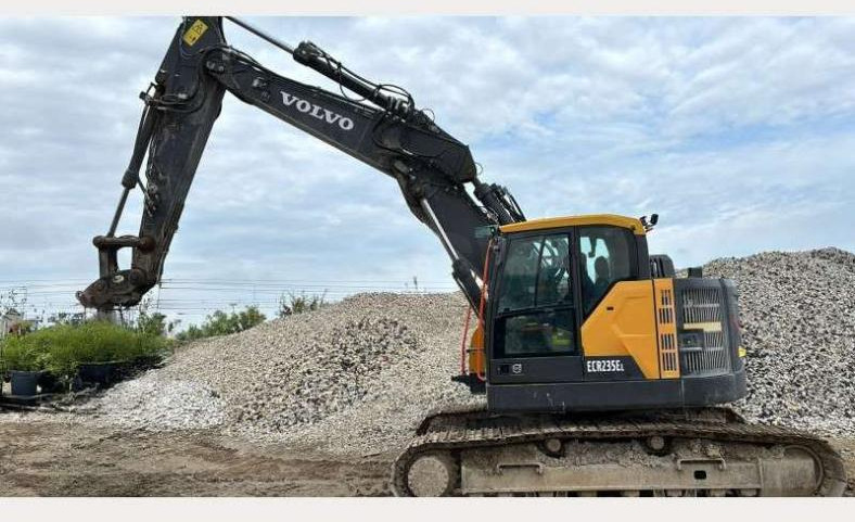 Volvo ECR235EL - Crawler excavator: picture 1 Volvo ECR235EL - Crawler excavator: picture 1