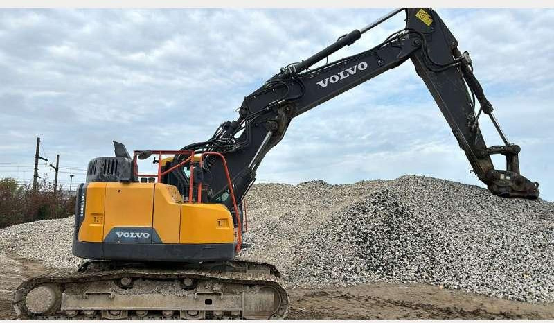 Volvo ECR235EL - Crawler excavator: picture 2 Volvo ECR235EL - Crawler excavator: picture 2