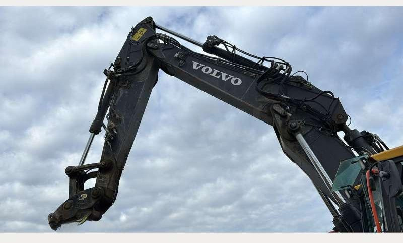 Volvo ECR235EL - Crawler excavator: picture 4 Volvo ECR235EL - Crawler excavator: picture 4
