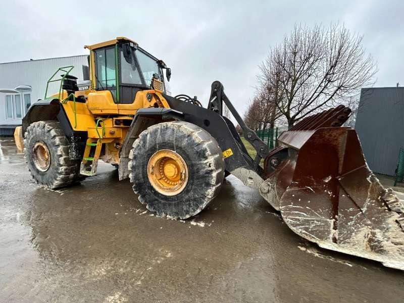 Volvo L220H - Wheel loader: picture 4 Volvo L220H - Wheel loader: picture 4