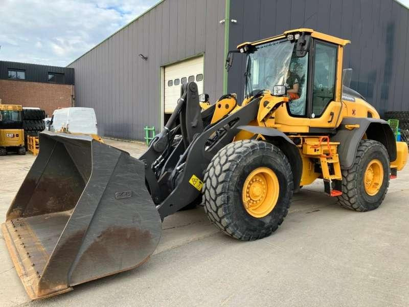 Volvo L90H - Wheel loader: picture 2 Volvo L90H - Wheel loader: picture 2