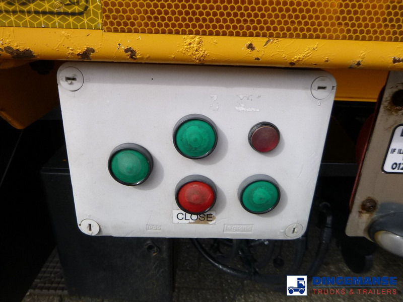 Vacuum truck DAF LF 55.220 4x2 RHD Whale vacuum tank 7.5 m3: picture 14