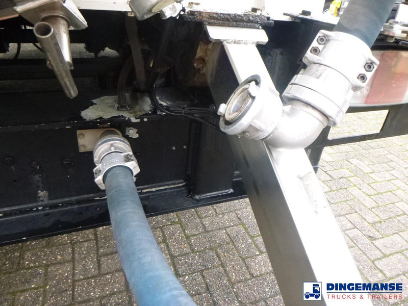 Feldbinder Powder tank alu 63 m3 (tipping) leasing Feldbinder Powder tank alu 63 m3 (tipping): picture 17 Feldbinder Powder tank alu 63 m3 (tipping) leasing Feldbinder Powder tank alu 63 m3 (tipping): picture 17