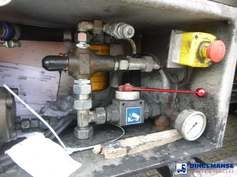 Feldbinder Powder tank alu 63 m3 (tipping) leasing Feldbinder Powder tank alu 63 m3 (tipping): picture 16 Feldbinder Powder tank alu 63 m3 (tipping) leasing Feldbinder Powder tank alu 63 m3 (tipping): picture 16