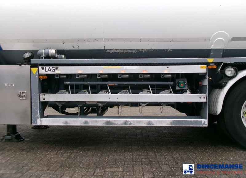 LAG Fuel tank alu 44.4 m3 / 6 comp + pump - Tank semi-trailer: picture 5 LAG Fuel tank alu 44.4 m3 / 6 comp + pump - Tank semi-trailer: picture 5