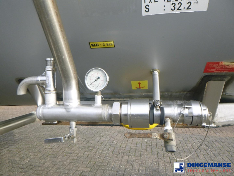 Magyar Chemical tank inox 33 m3 / 1 comp - Tank semi-trailer: picture 5 Magyar Chemical tank inox 33 m3 / 1 comp - Tank semi-trailer: picture 5