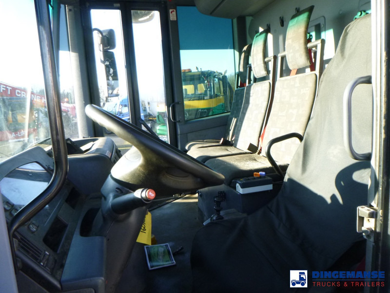 Vacuum truck Mercedes-Benz Econic 1824 4x2 Whale vacuum tank 8.1 m3: picture 15