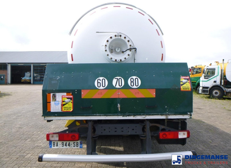 Renault Premium 270.19 4x2 dxi gas tank 19.7 m3 / 1 comp - Tank truck: picture 5 Renault Premium 270.19 4x2 dxi gas tank 19.7 m3 / 1 comp - Tank truck: picture 5
