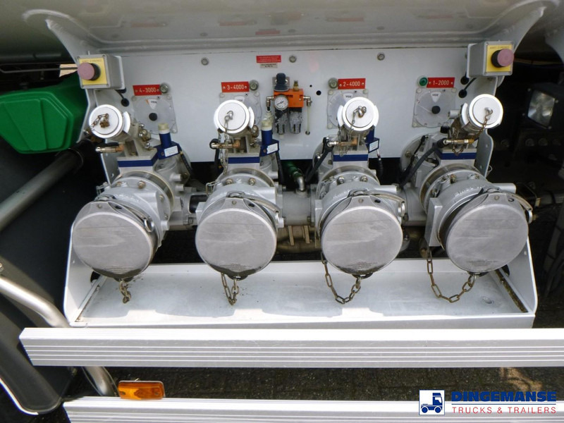 Tank truck Renault Premium 270 dxi 4x2 fuel tank 13.7 m3 / 4 comp: picture 10