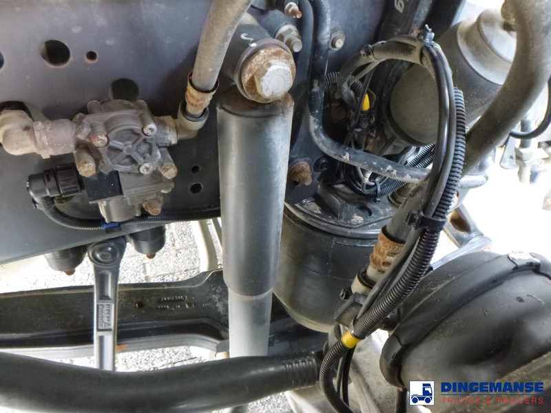 Tank truck Renault Premium 270 dxi 4x2 fuel tank 13.7 m3 / 4 comp: picture 7