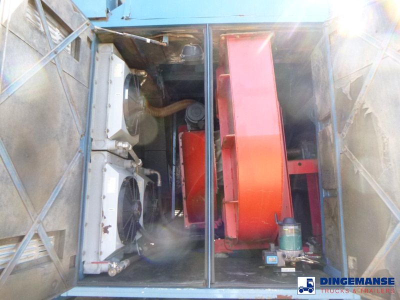 Vacuum truck Scania G 440 6X4 Saugbagger / vacuum excavator: picture 17