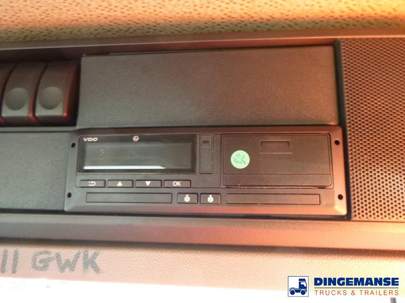 Tractor unit DAF CF 75.310 4x2 RHD: picture 12