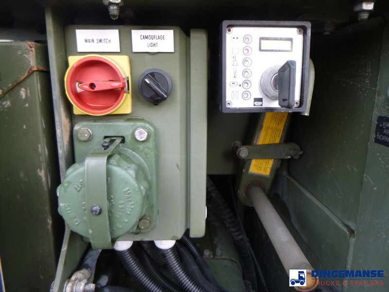 Storage tank WEW (Westerwälder Eisenwerk) Fuel (kerosene, diesel) tank container 20 ft. inox 10 m3 / 1 comp + pump: picture 13