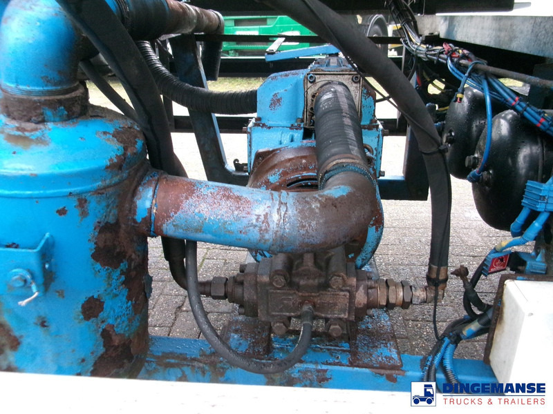 Tank semi-trailer WHALE Vacuum tank inox 30 m3 / 1 comp + pump: picture 7