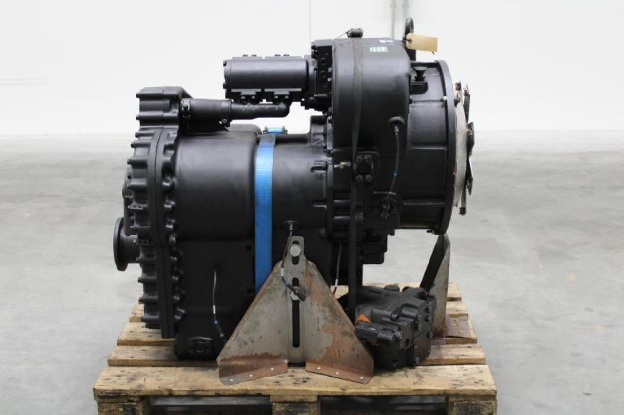 Dana 15.7TE 32418-81 - Transmission for Material handling equipment: picture 1 Dana 15.7TE 32418-81 - Transmission for Material handling equipment: picture 1
