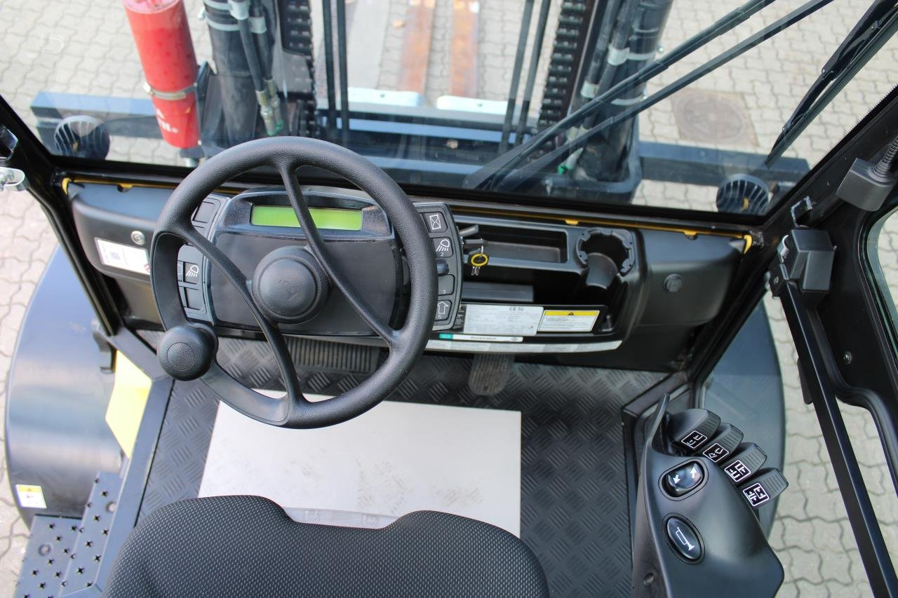 Hyster H8.0FTS - Diesel forklift: picture 4 Hyster H8.0FTS - Diesel forklift: picture 4