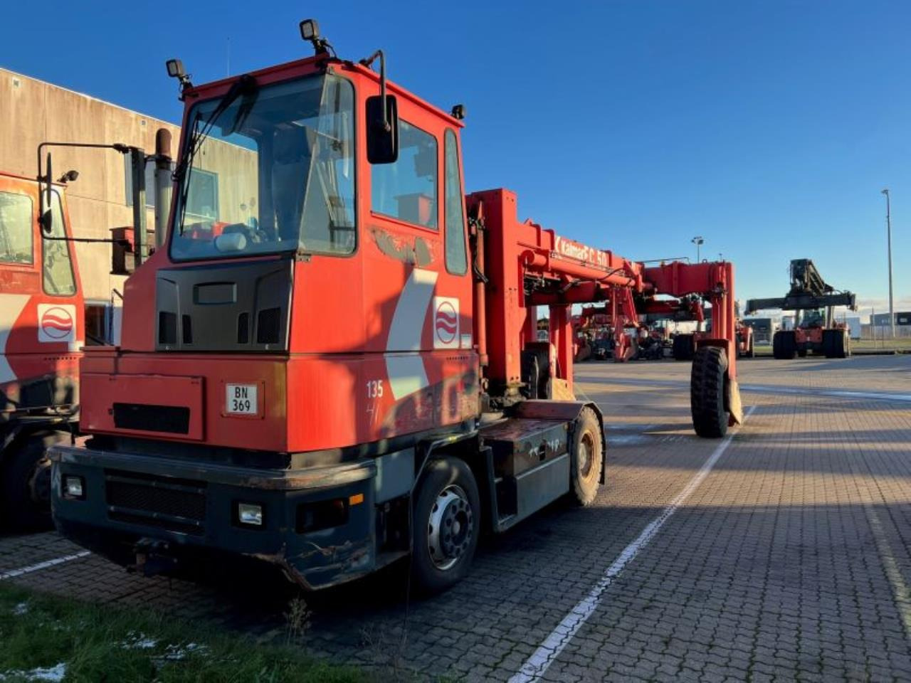 Kalmar TT618 - Terminal tractor: picture 2 Kalmar TT618 - Terminal tractor: picture 2