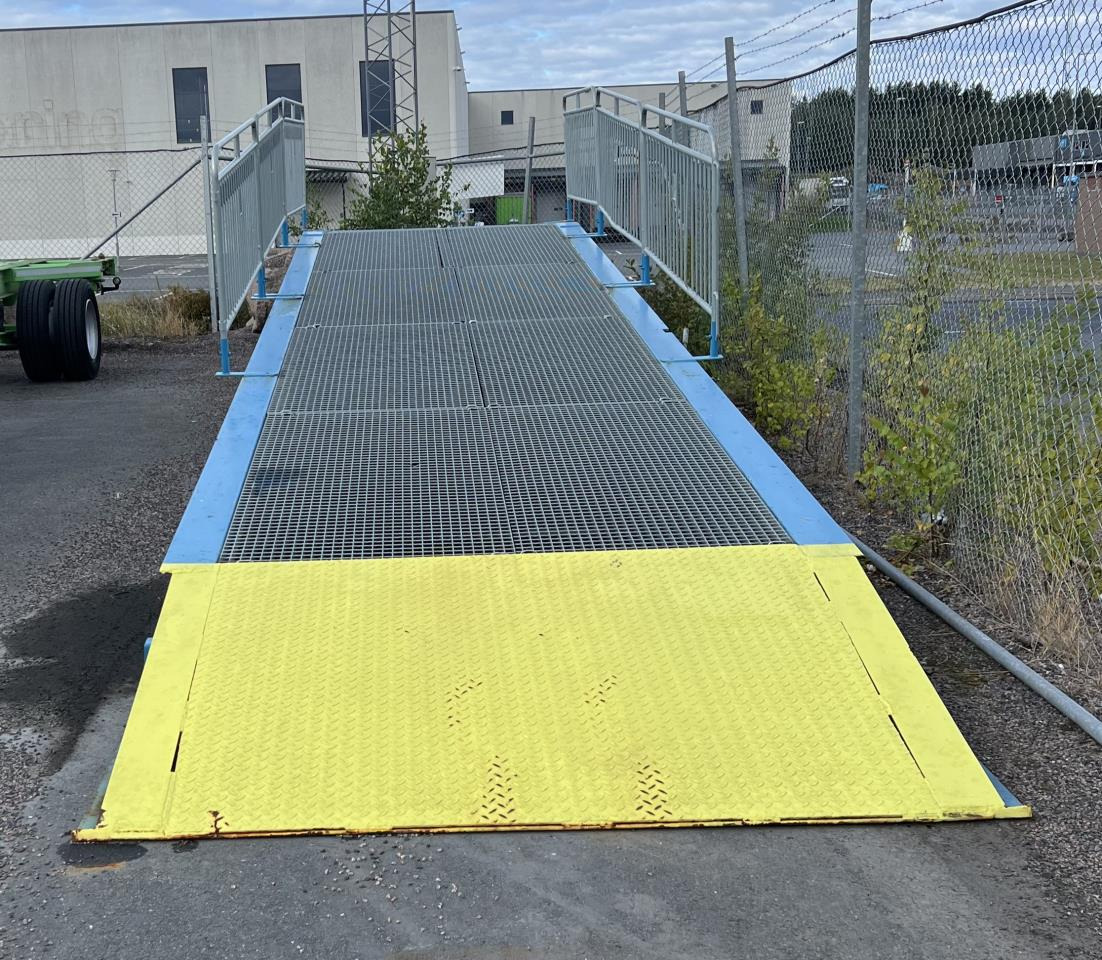 Miscellaneous X - Warehouse equipment: picture 1 Miscellaneous X - Warehouse equipment: picture 1