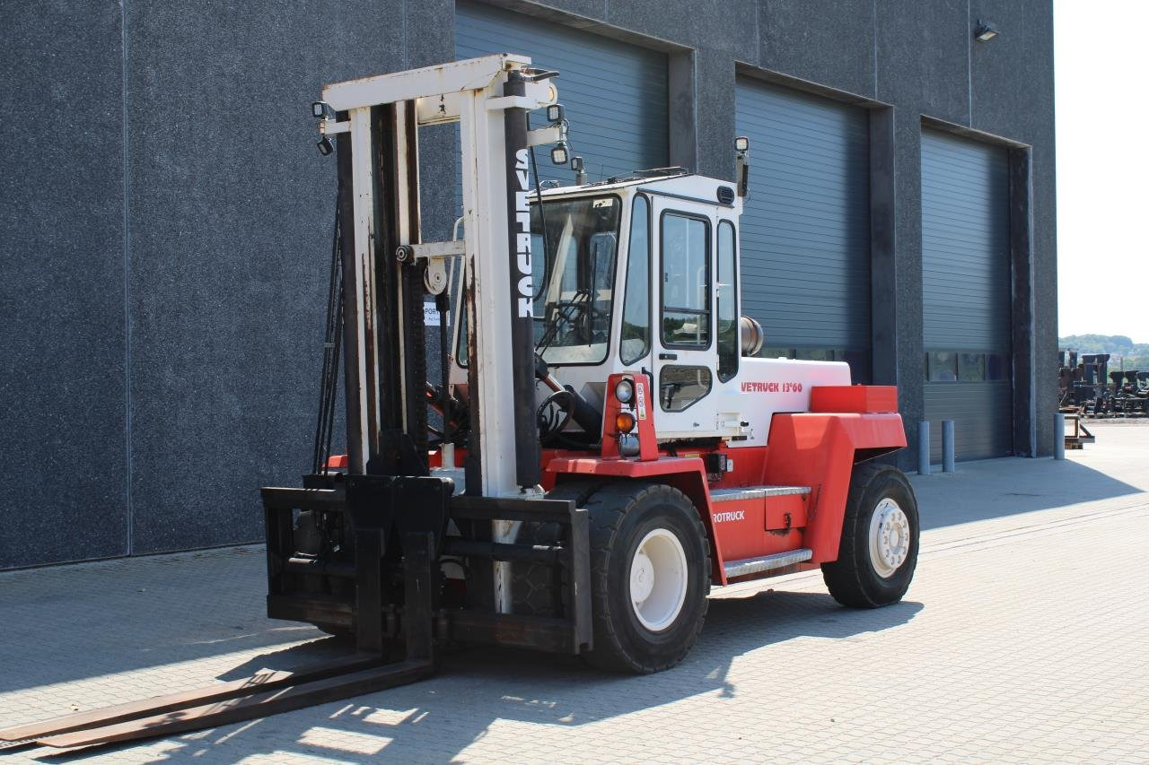 SveTruck 13660-32 - Diesel forklift: picture 2 SveTruck 13660-32 - Diesel forklift: picture 2
