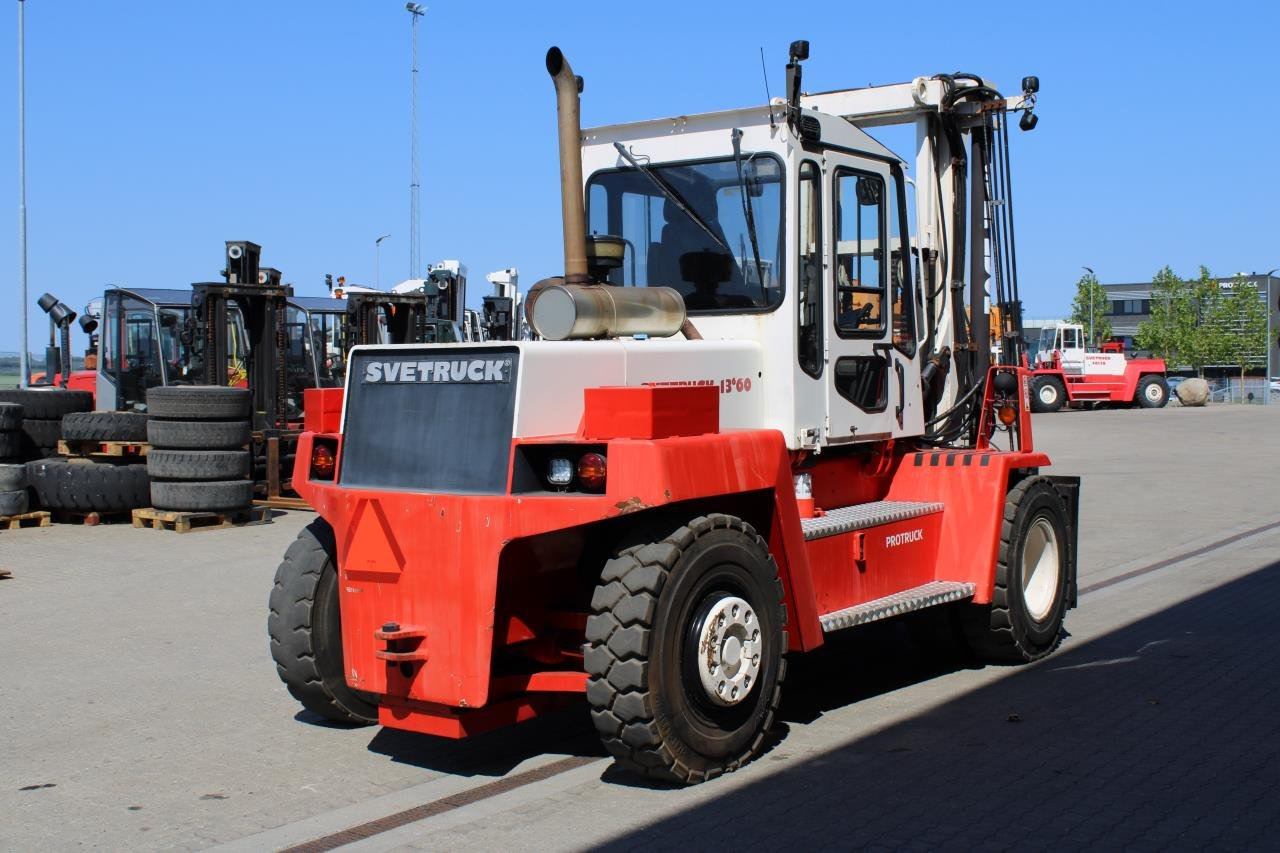 SveTruck 13660-32 - Diesel forklift: picture 3 SveTruck 13660-32 - Diesel forklift: picture 3