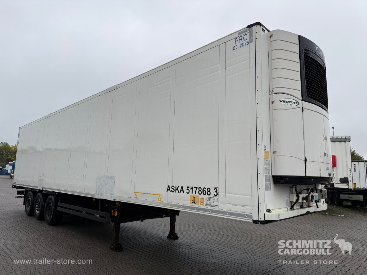 SCHMITZ Auflieger Tiefkühler Multitemp Double deck - Isothermal semi-trailer: picture 1 SCHMITZ Auflieger Tiefkühler Multitemp Double deck - Isothermal semi-trailer: picture 1