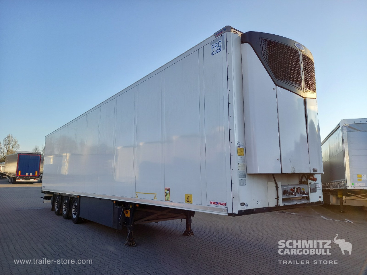 SCHMITZ Auflieger Tiefkühler Multitemp - Isothermal semi-trailer: picture 1 SCHMITZ Auflieger Tiefkühler Multitemp - Isothermal semi-trailer: picture 1