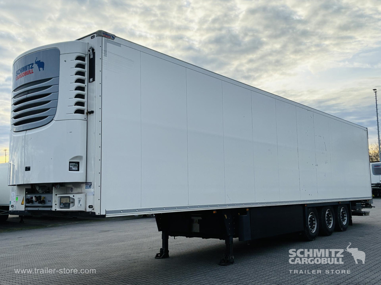 Isothermal semi-trailer SCHMITZ Auflieger Tiefkühler Multitemp Taillift: picture 11 Isothermal semi-trailer SCHMITZ Auflieger Tiefkühler Multitemp Taillift: picture 11