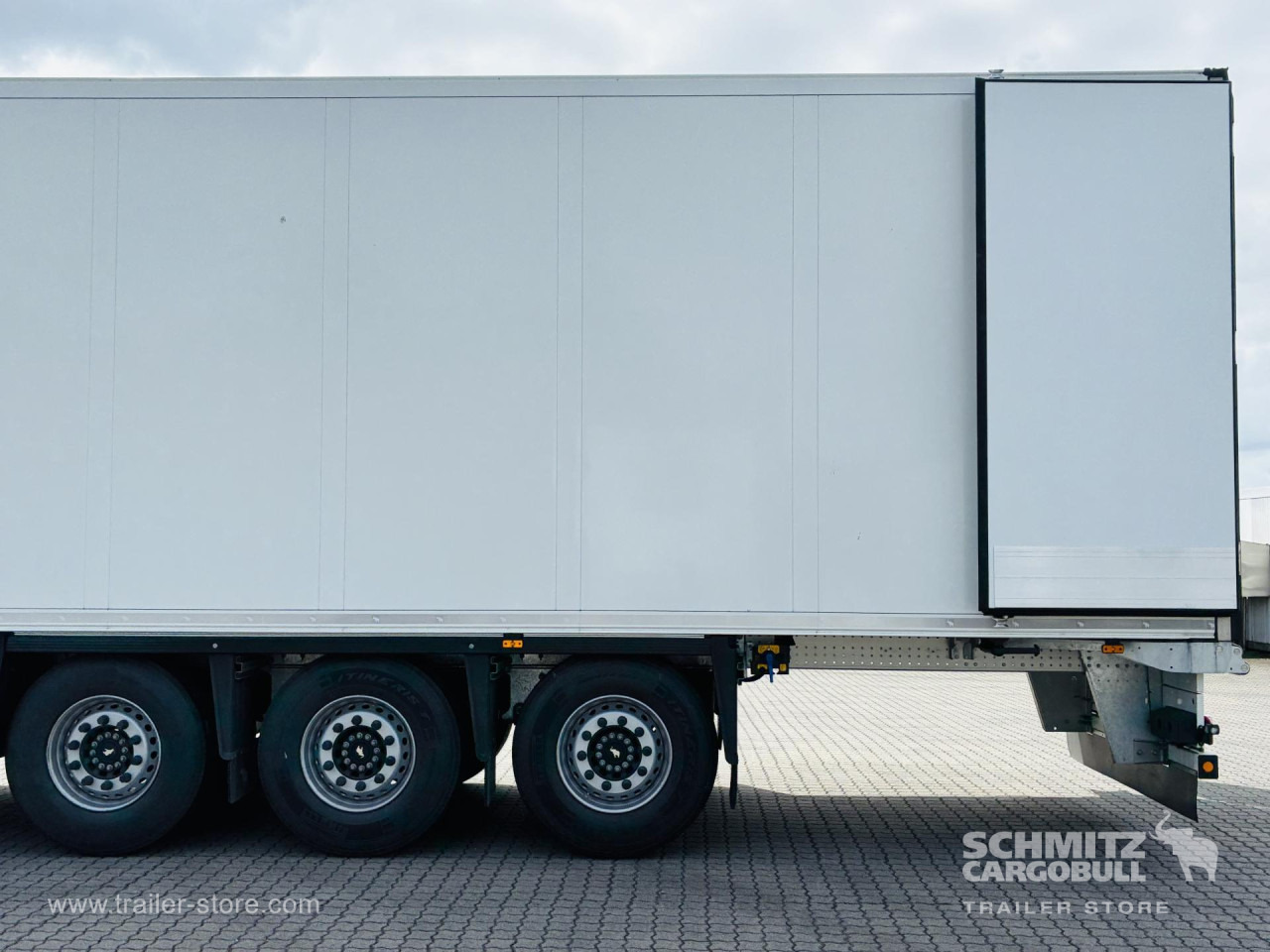 SCHMITZ Auflieger Tiefkühler Standard Double deck - Isothermal semi-trailer: picture 4 SCHMITZ Auflieger Tiefkühler Standard Double deck - Isothermal semi-trailer: picture 4