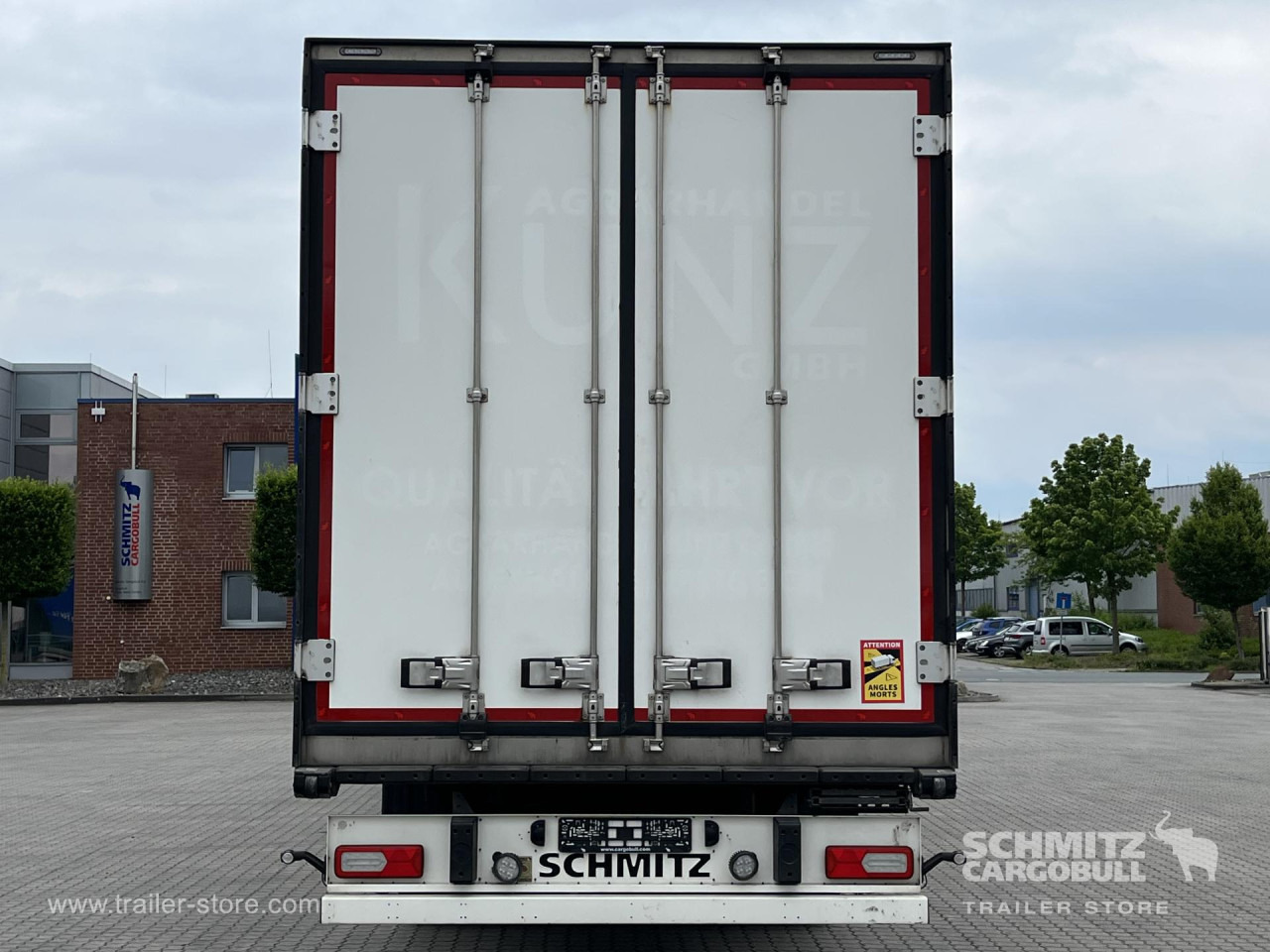 SCHMITZ Auflieger Tiefkühler Standard Double deck - Isothermal semi-trailer: picture 5 SCHMITZ Auflieger Tiefkühler Standard Double deck - Isothermal semi-trailer: picture 5