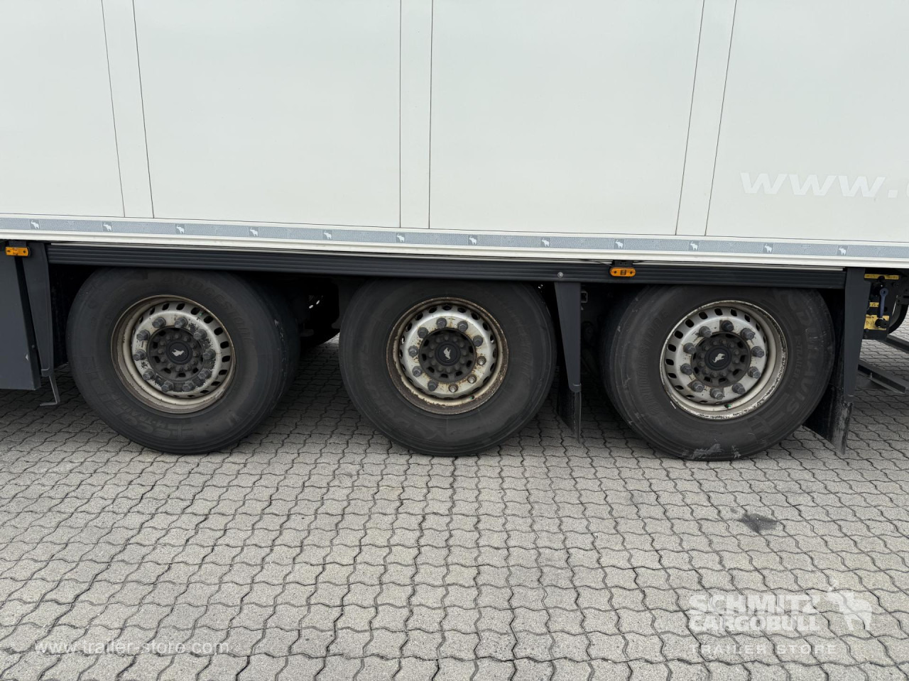 SCHMITZ Auflieger Tiefkühler Standard Double deck - Isothermal semi-trailer: picture 3 SCHMITZ Auflieger Tiefkühler Standard Double deck - Isothermal semi-trailer: picture 3