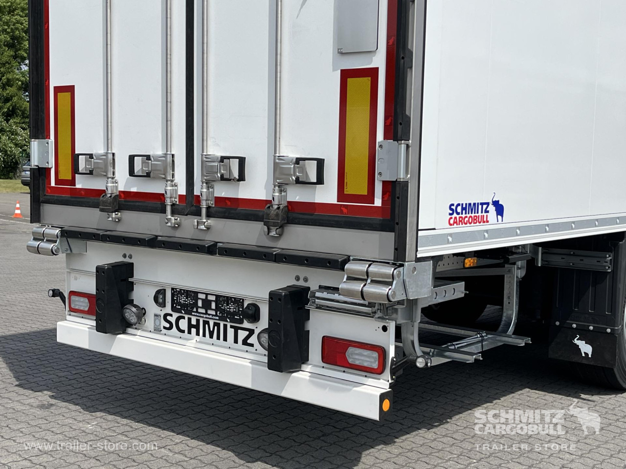 SCHMITZ Auflieger Tiefkühler Standard Double deck - Isothermal semi-trailer: picture 4 SCHMITZ Auflieger Tiefkühler Standard Double deck - Isothermal semi-trailer: picture 4