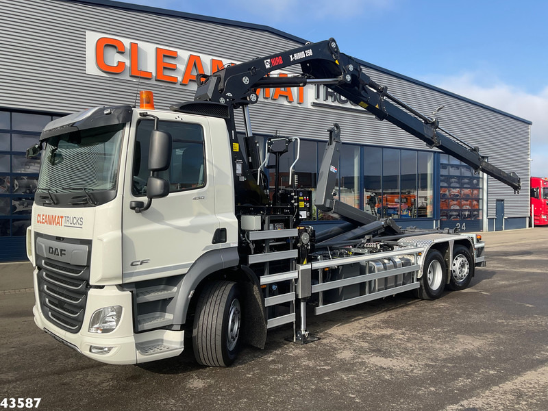 DAF FAN CF 430 Hiab 25 Tonmeter laadkraan - Hook lift truck, Crane truck: picture 1 DAF FAN CF 430 Hiab 25 Tonmeter laadkraan - Hook lift truck, Crane truck: picture 1