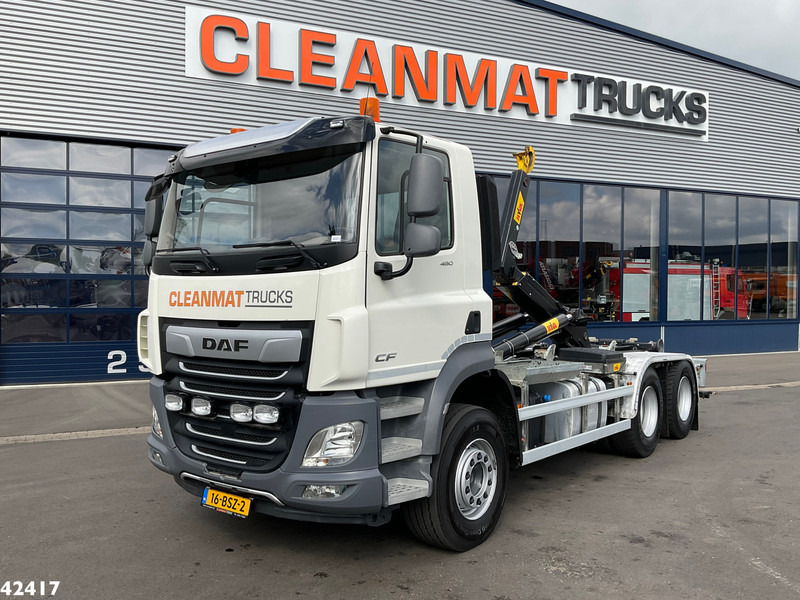 DAF FAT CF 480 6x4 Hyvalift 20 Ton haakarmsysteem - Hook lift truck: picture 1 DAF FAT CF 480 6x4 Hyvalift 20 Ton haakarmsysteem - Hook lift truck: picture 1