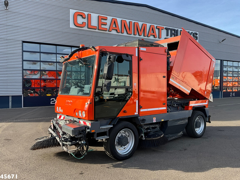 Dulevo 5020 Euro 6 with 3-rd brush - Road sweeper: picture 5 Dulevo 5020 Euro 6 with 3-rd brush - Road sweeper: picture 5