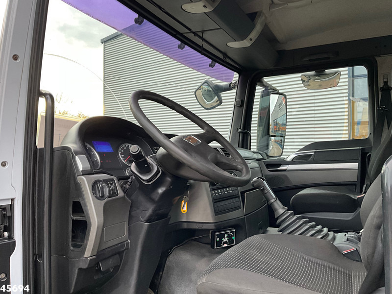 Hook lift truck MAN TGS 26.440 6x4 ZF Intarder Manual 26 Ton haakarmsysteem: picture 11 Hook lift truck MAN TGS 26.440 6x4 ZF Intarder Manual 26 Ton haakarmsysteem: picture 11