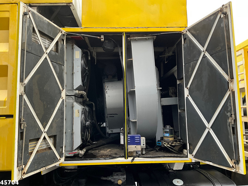 Vacuum truck MAN TGS 33.480 6x4 MTS Saugbagger 8 m³: picture 8