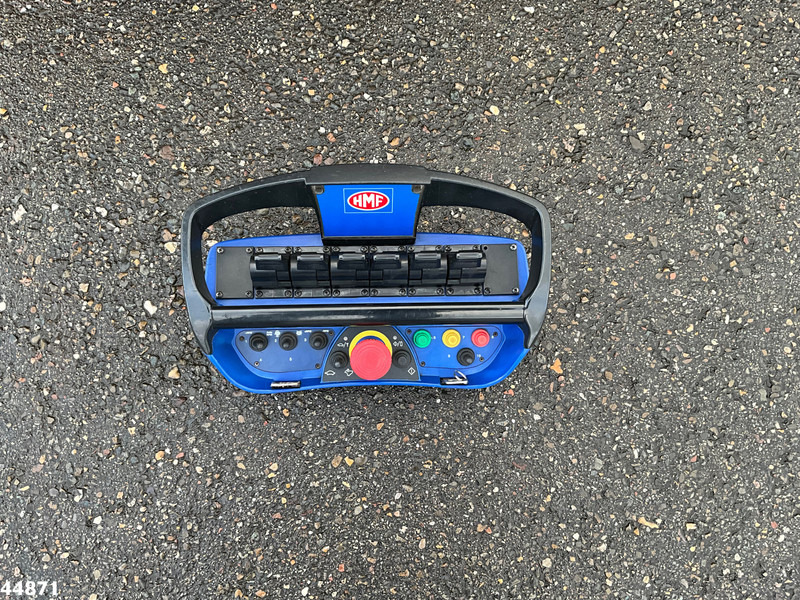 Hook lift truck MAN TGS 35.440 8x4 HMF 16 Tonmeter Z-kraan: picture 7 Hook lift truck MAN TGS 35.440 8x4 HMF 16 Tonmeter Z-kraan: picture 7