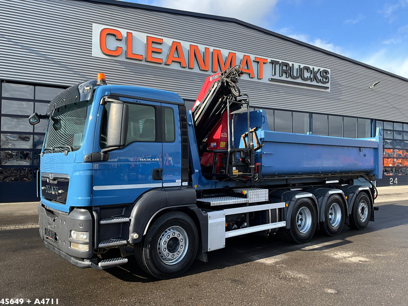 MAN TGS 35.440 8x4 HMF 17 Tonmeter laadkraan - Hook lift truck: picture 2 MAN TGS 35.440 8x4 HMF 17 Tonmeter laadkraan - Hook lift truck: picture 2