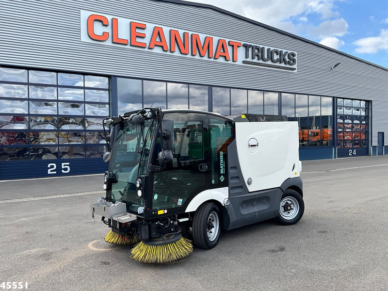 Mathieu MC 210 Azura Flex Euro 6 - Road sweeper: picture 3 Mathieu MC 210 Azura Flex Euro 6 - Road sweeper: picture 3