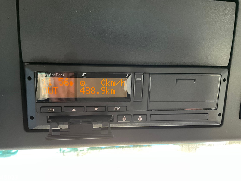 Hook lift truck Mercedes-Benz Actros 2643 VDL 21 Ton haakarmsysteem: picture 17 Hook lift truck Mercedes-Benz Actros 2643 VDL 21 Ton haakarmsysteem: picture 17